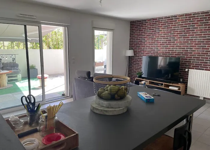 Appartement Avec Terrasse Proche De Rennes